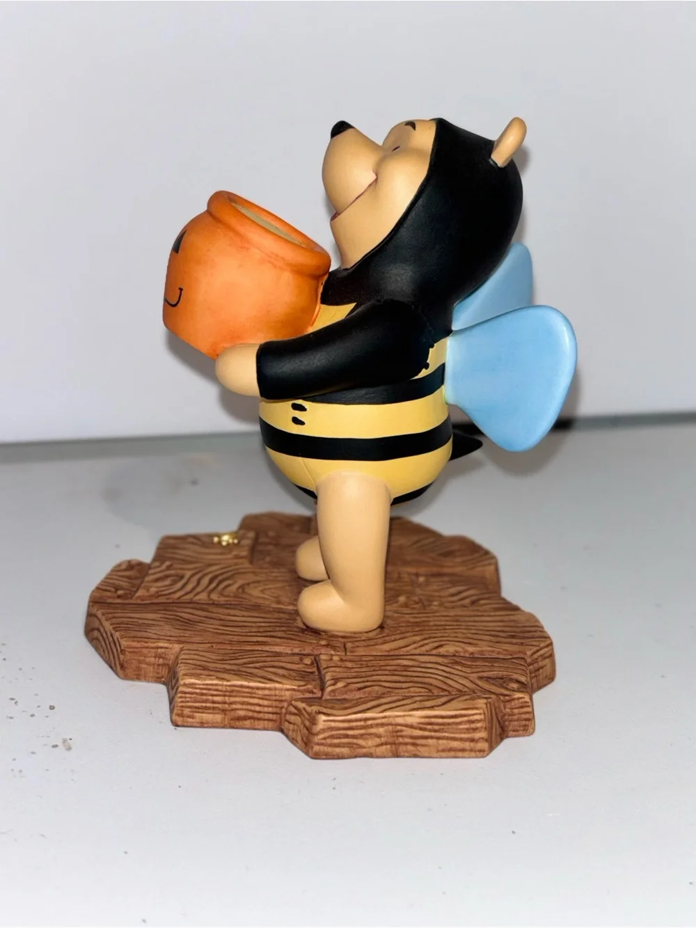 Disney Pooh & Friends Tricks And Treats For Someone Sweet Figurine Halloween